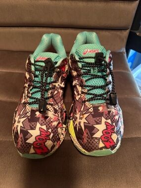 ASICS GEL-NIMBUS 18 running shoes limited edition cartoon colorway Women’s 9.5